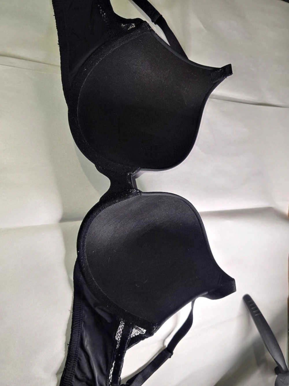 Victoria's Secret T-Shirt Push-Up Full Coverage Bra Black 34DD